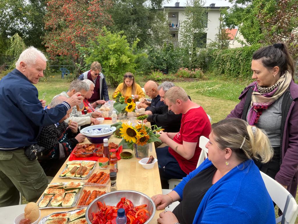 Grill na ogrodzie